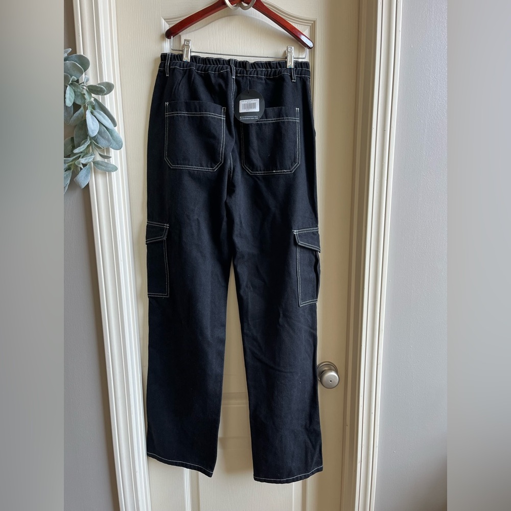 White Fox Black Wide Leg 90s High-waist Cargo Jean  NWT - Picture 8 of 10